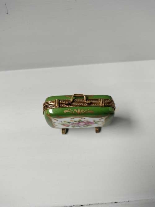 French Limoge Peint Mein Footed Trinket Box Green