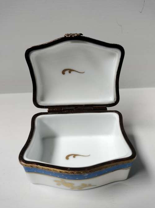 Vintage French Limoge Peint Mein Blue Trinket Box