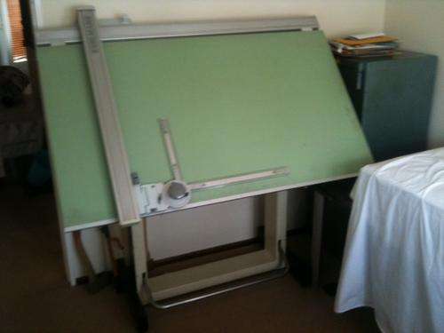 Kuhlman drawing board with machine, immaculate condition. Steel pedal stand
