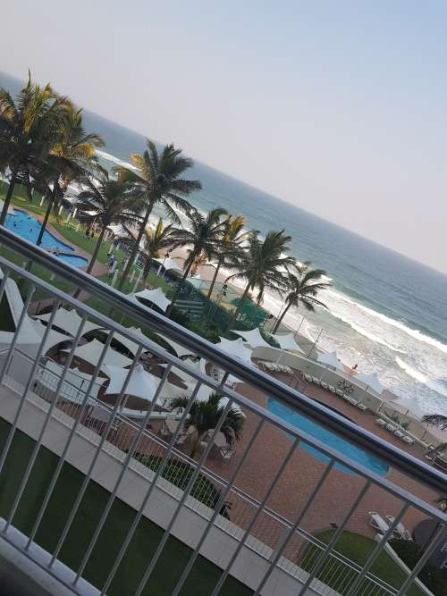 UMHLANGA SANDS FOUR NIGHT FOUR SLEEPER 7-11 MAY 2019