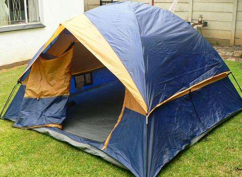 4 MAN TENT @ R350 (new R1300)