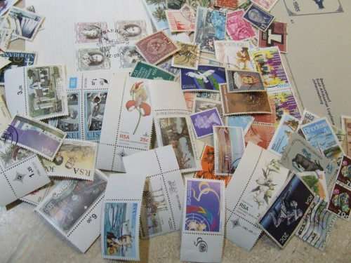 1000+ Mix world used stamps