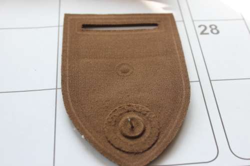 S.A.D.F. Dog Center right hand with Chief of the Army Command Bar Embossed