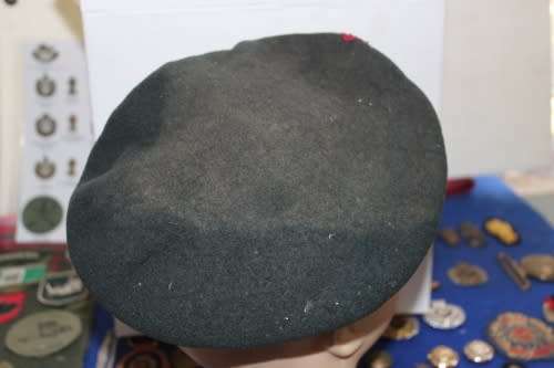 Rhodesian Regiment Beret complete with Badge and Red felt.
