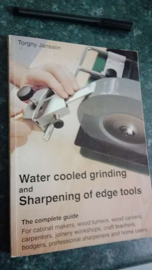 WATER COOLED GRINDING AND SHARPENING OF EDGE TOOLS BY TORGNY JANSSON ( metelwork /engineering  )