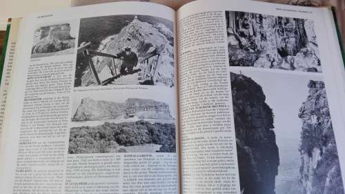 Die Beknopte Geillustreerde ENSIKLOPEDIE van SUID AFRIKA Peter Schirmer ( Geskiedenis ens )