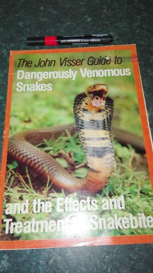 SNAKES of Southern Africa VIVIAN F M FITZSIMONS plus Poster "  The John Visser Guide to Dangerous