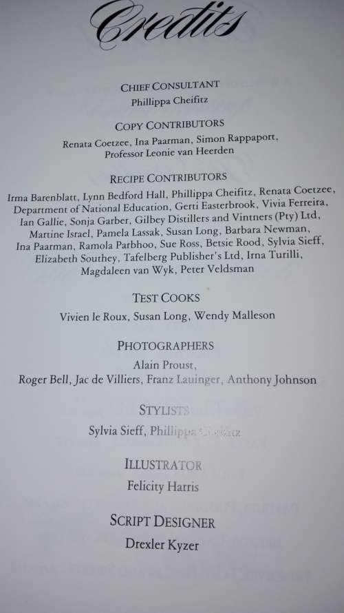 SOUTH AFRICAN COOKBOOK Reader's Digest (  please add the cost of shipping )