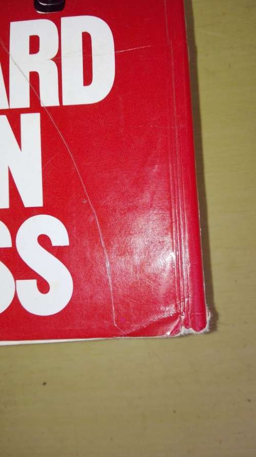 THE LEOPARD HUNTS IN DARKNESS WILBUR SMITH   ( First Edition 1984  )