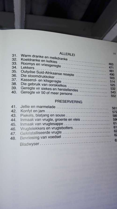 KOOK EN GENIET S J A DE VILLIERS Dertiende Verbeterde Uitgawe 1985