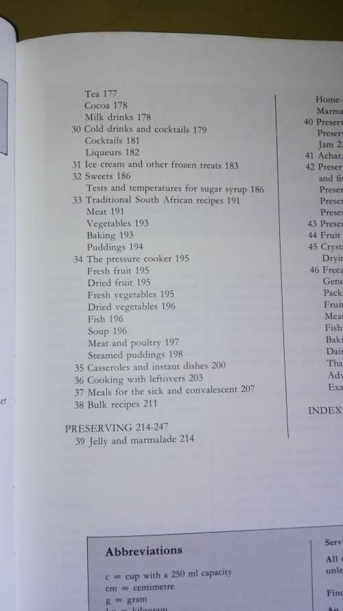 COOK AND ENJOY IT S J A DE VILLIERS Seventh Completely Revised Edition 1992