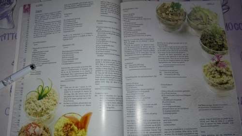 PETER VELDSMAN HAPPIES ( Afrikaans  Sagteband )