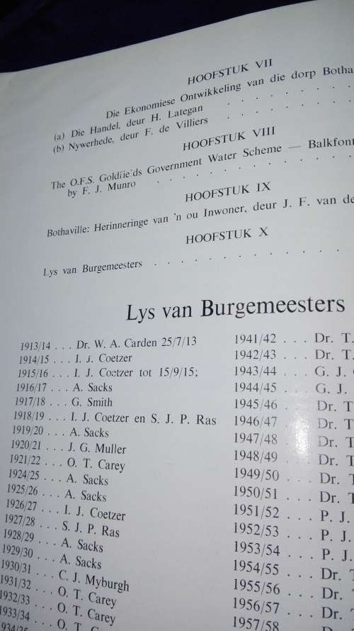 BOTHAVILLE 1891 - 1966 Vyf en seventig jare van vooruitgang Een Hoofstuk ; die Bothaville Kommando