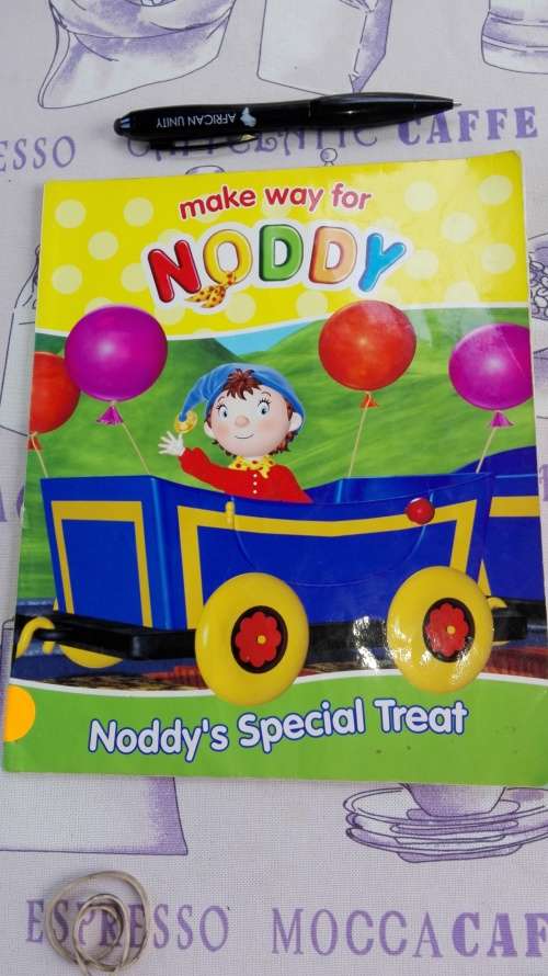 7 X  ENID BLYTON   NODDY BOOKS  ( Softcover )
