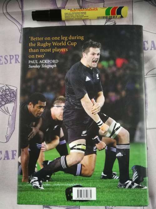 RICHIE McCAW THE AUTOBIOGRAPHY The Real McCaw  ( Hardcover Book -like new )