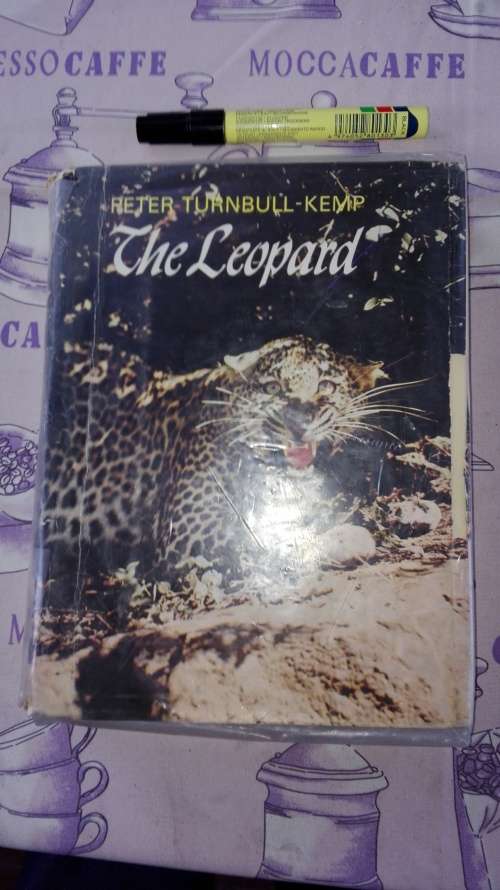THE LEOPARD PETER TURNBULL- KEMP (NB ; An Ex Library Book )