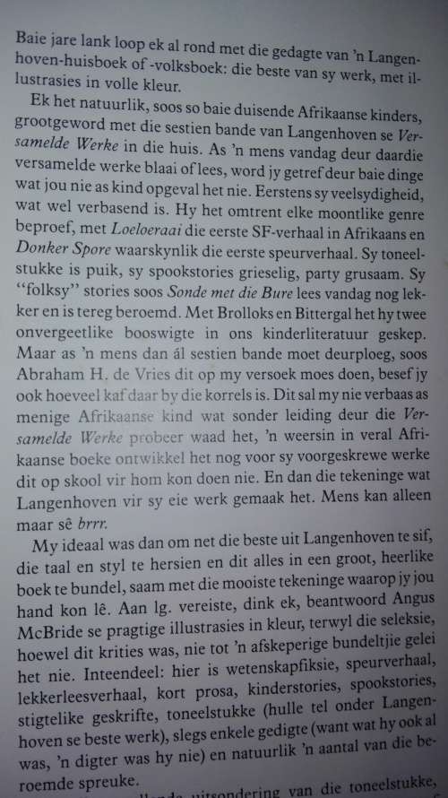 LANGENHOVEN IN VOLKLEUR GEREDIGEER Deur LEON ROUSSOUW Geillustreer Deur Angus McBride