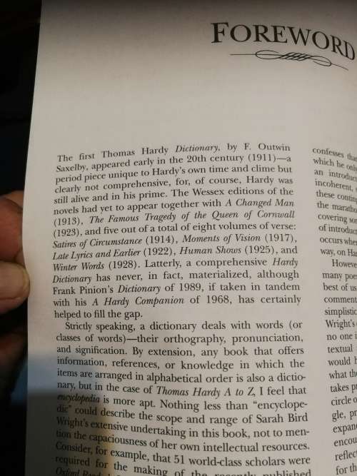 THOMAS HARDY A TO Z THE ESSENTIAL REFERENCE to his LIFE and WORK SARAH BIRD WRIGHT English literatur