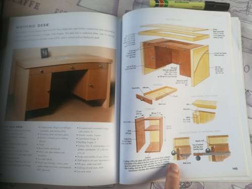 ENCYCLOPEDIA OF WOODWORKING ALAN and GILL BRIDGEWATER A Complete Guide plus 20 step by step projects