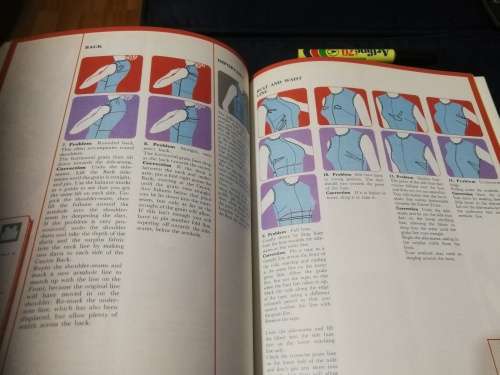 GOLDEN HANDS ENCYCLOPEDIA of DRESSMAKING  ( Course for the home dressmaker - making clothes sewing
