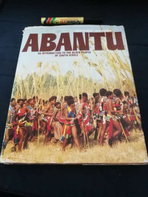 ABANTU An Introduction to the Black People of SOUTH AFRICA MARTIN WEST JEAN MORRIS