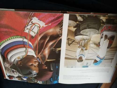 ABANTU An Introduction to the Black People of SOUTH AFRICA MARTIN WEST JEAN MORRIS