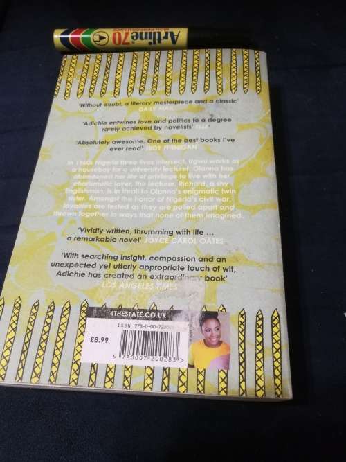 HALF A YELLOW SUN CHIMAMANDA NGOZI ADICHIE ( Winner of the 2007 women`s prize for fiction )