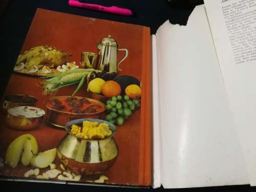 INDIAN COOKING FOR PLEASURE PREMILA LAL  1970
