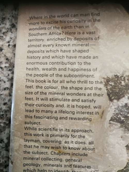 GEMS MINERALS AND ROCKS IN SOUTHERN AFRICA J R McIVER  ( Geology )