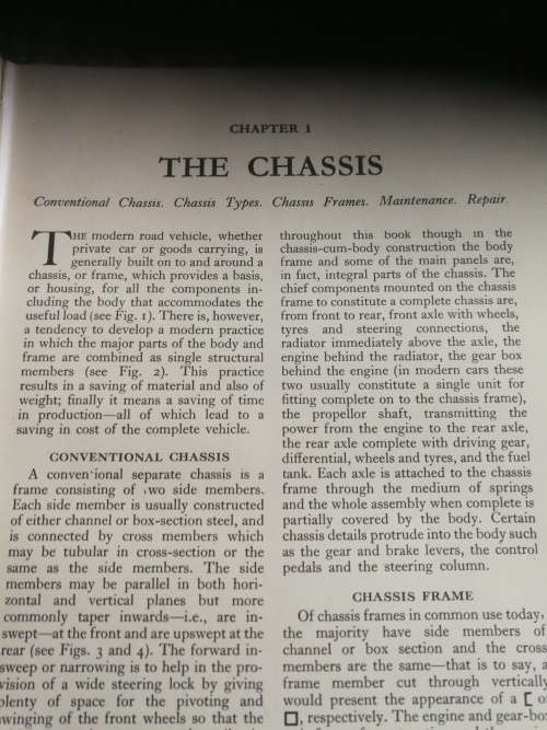 PRACTICAL AUTOMOBILE ENGINEERING Illustrated ( Odmans Press Revised Edition  around 1947 ) Motor