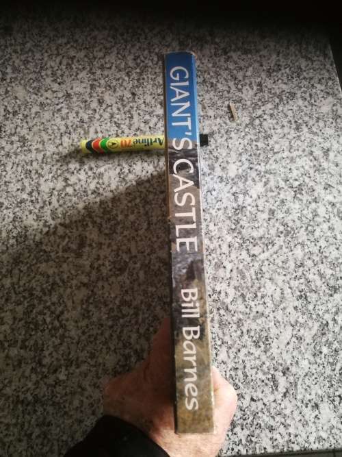 GIANT`S CASTLE A PERSONAL HISTORY BILL BARNES ( The Drakensberg Mountains )