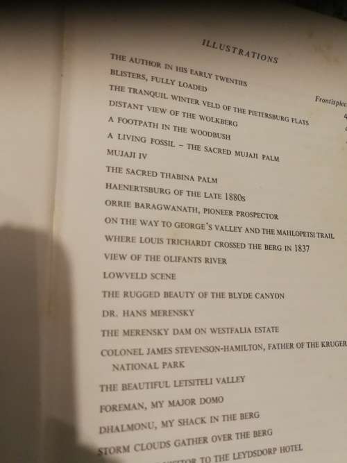 VALLEY OF THE MISTS HARRY KLEIN (  ex Library book )