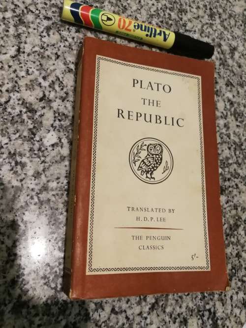 PLATO THE REPUBLIC Translated by H D P LEE The Penguin Classic 1961 ( Softcover )