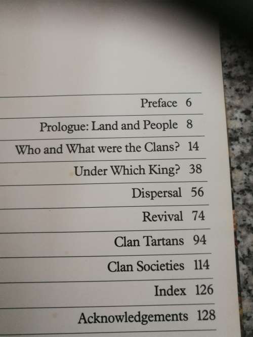 HIGHLAND CLANS & TARTANS R W MUNRO  ( Scottish Scotland  different clans and tartans  )