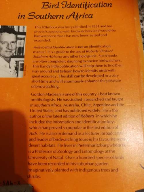AIDS TO BIRD IDENTIFICATION IN SOUTHERN AFRICA GORDON MACLEAN ( bird watching  birds birding )
