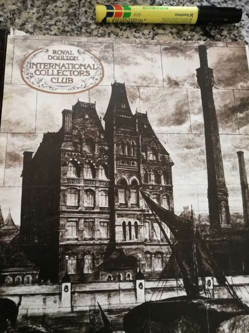 ROYAL DOULTON MAGAZINES INTERNATIONAL COLLECTORS CLUB 1980 -1983  11 in a Binder