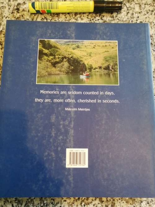 REMARKABLE FLYFISHING DESTINATIONS OF SOUTHERN AFRICA MALCOLM MEINTJIES (  fishing )