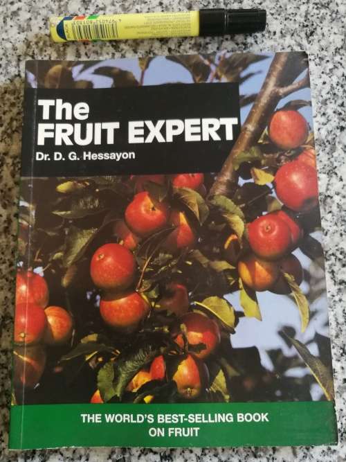 THE FRUIT EXPERT Dr. D G HESSAYON (  a detailed book on the varieties of fruits incl berries