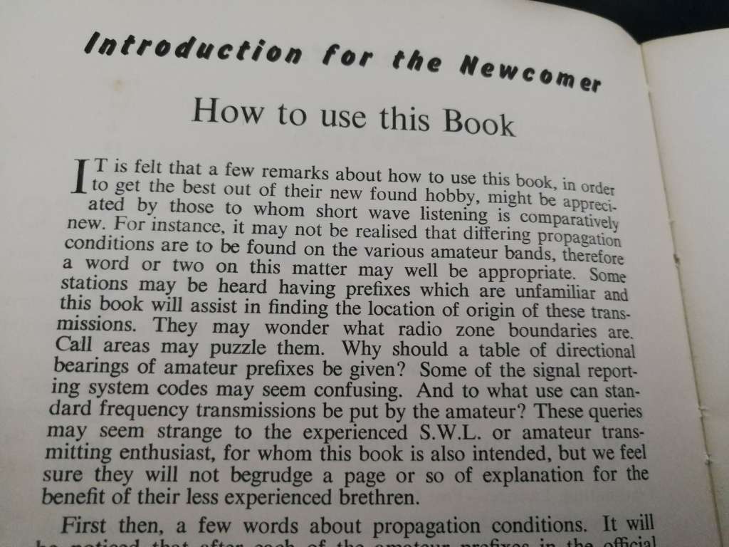 RADIO AMATEUR OPERATOR`S HANDBOOK DATA BOOK SERIES NO. 6 ( Electronics electrical  radio )
