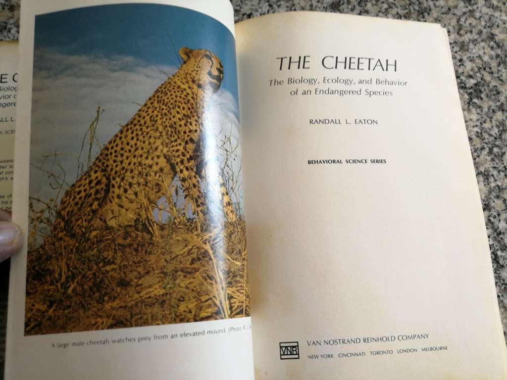 THE CHEETAH Biology Ecology & Behavior of an Endangered Species RANDALL L EATON   wildlife mammals