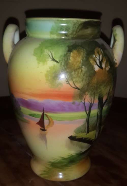 Beautiful Noritake vase