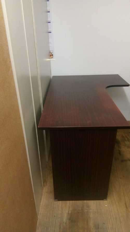 Second Hand Office Desk (READ DESCRIPTION)