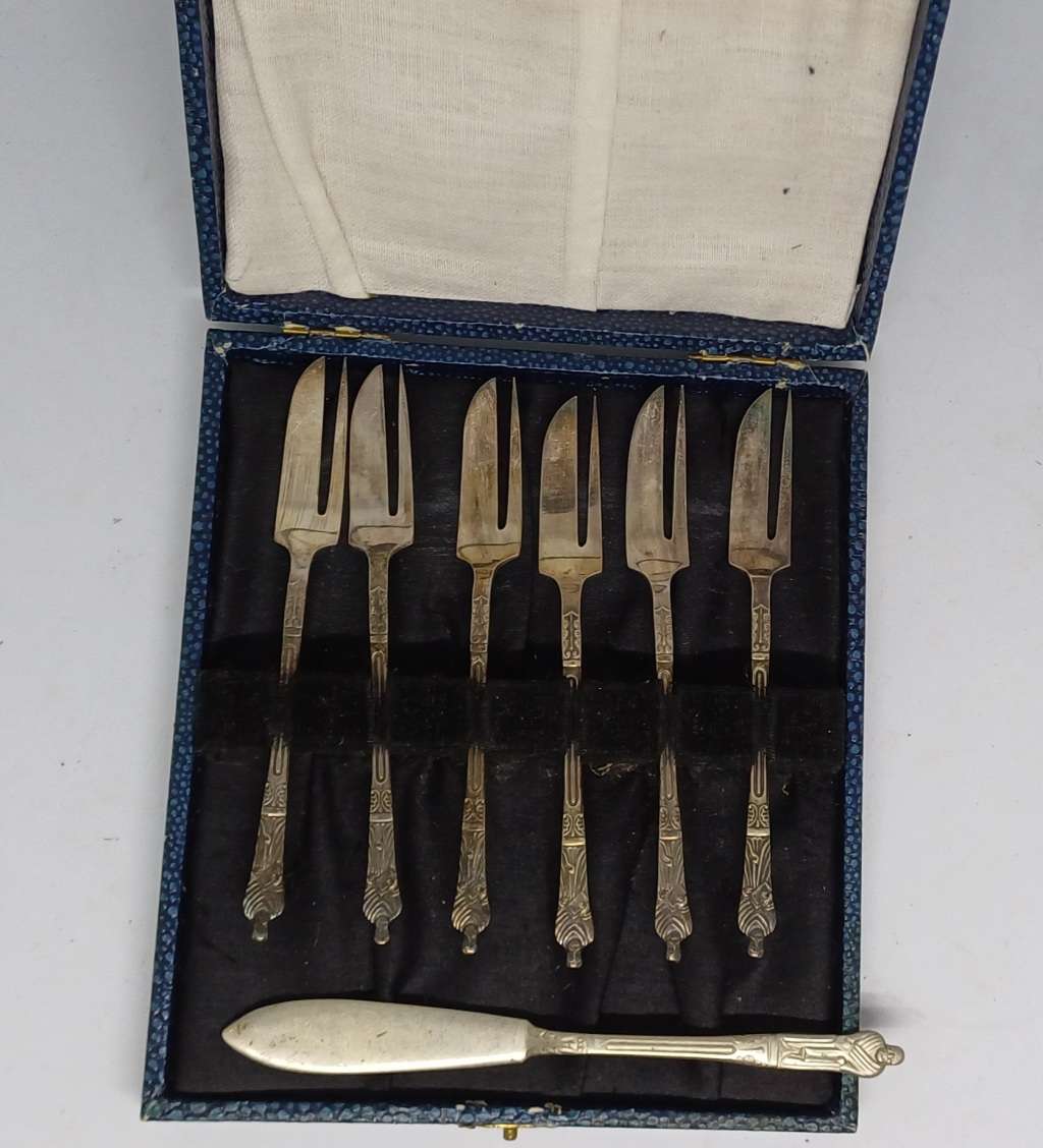 Apostle Forks with a butter knife