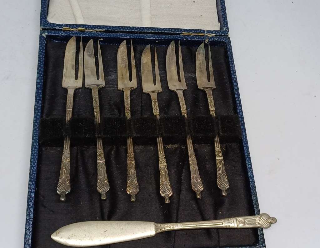 Apostle Forks with a butter knife