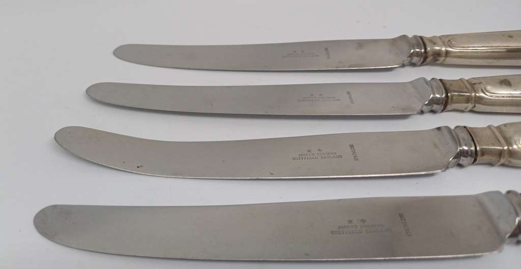 Five tableknives