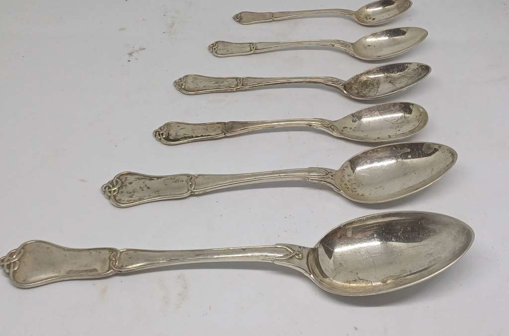 Good quality odds spoons/teaspoons