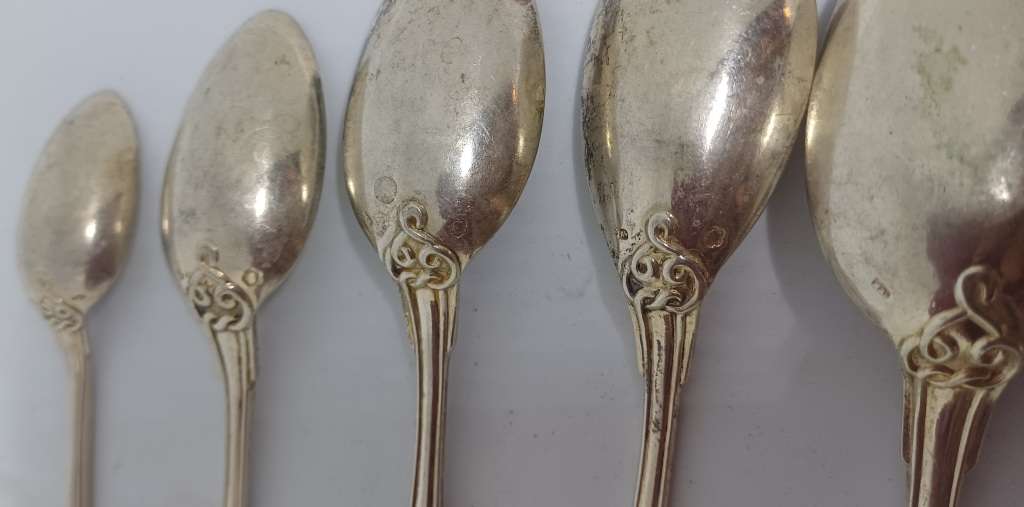 Good quality odds spoons/teaspoons