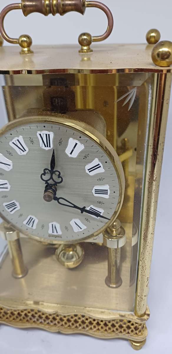 Rotating Pendulum clock