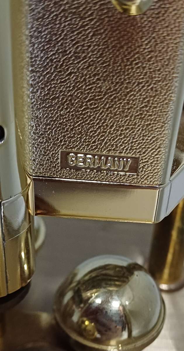 Rotating Pendulum clock