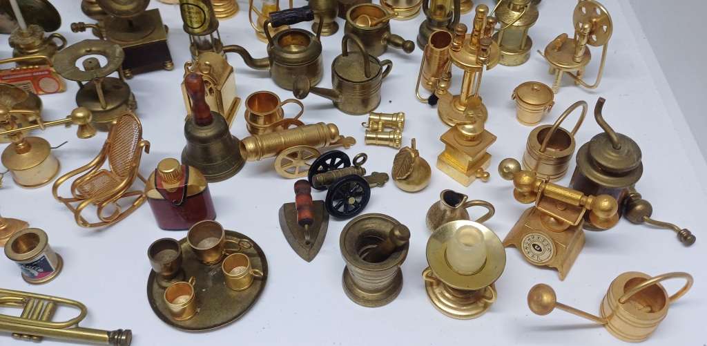 Collection of brass printers tray items